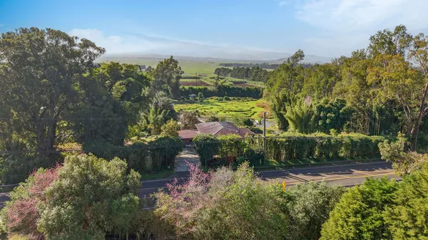 $1,500,000 | 64-645 Mamalahoa Highway, Kamuela, HI 96743