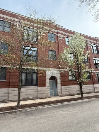 $515,000 | 2771 West Francis Place, Unit 302N, Chicago, IL 60647