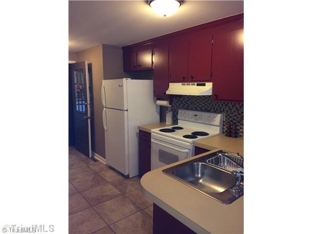 2531 Riverside Drive Lexington, NC 27292 - Photo 6 of 13 Kitchen.