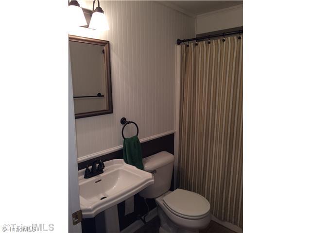 2531 Riverside Drive Lexington, NC 27292 - Photo 9 of 13 Bath.