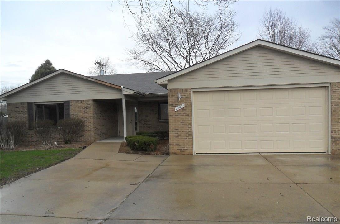26071 Denning Road New Boston, MI 48164 - Photo 1 of 11 SAM_0029.JPG