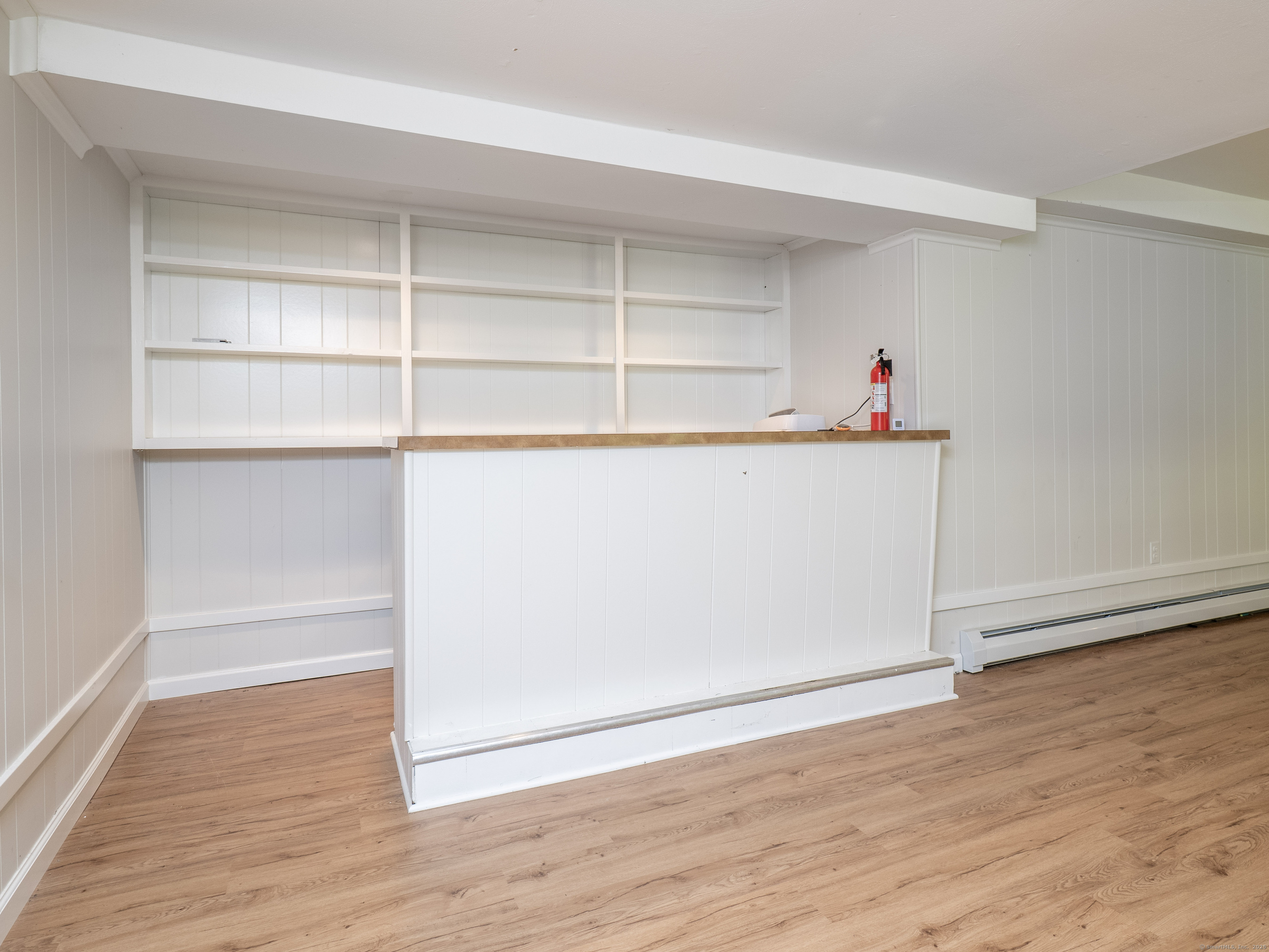 125 Remington Road Ridgefield, CT 06877 - Photo 28 of 39 wet bar in great room