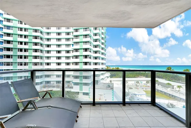 $499,000 | 5225 Collins Avenue, Unit 706, Miami Beach, FL 33140