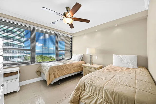 $499,000 | 5225 Collins Avenue, Unit 706, Miami Beach, FL 33140