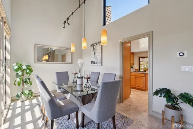 $1,549,000 | 214 The Knoll, Orinda, CA 94563