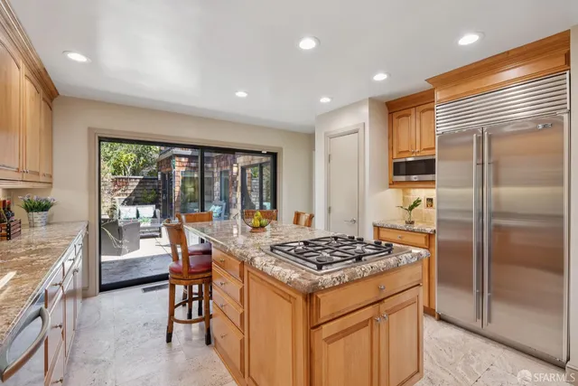 $1,549,000 | 214 The Knoll, Orinda, CA 94563