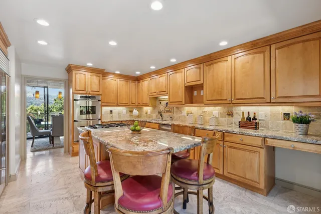 $1,549,000 | 214 The Knoll, Orinda, CA 94563