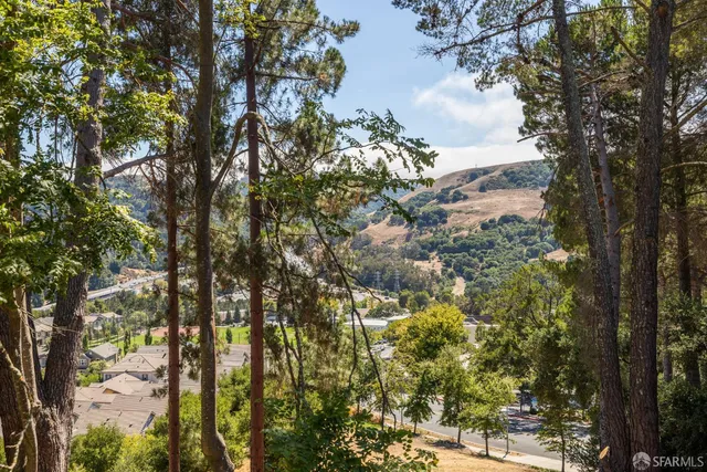 $1,549,000 | 214 The Knoll, Orinda, CA 94563