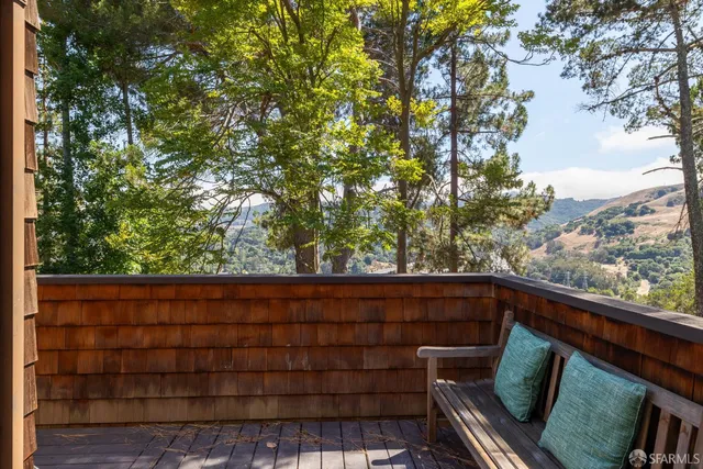 $1,549,000 | 214 The Knoll, Orinda, CA 94563