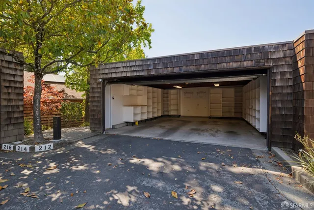 $1,549,000 | 214 The Knoll, Orinda, CA 94563