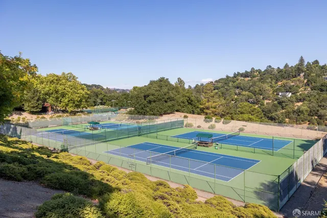 $1,549,000 | 214 The Knoll, Orinda, CA 94563