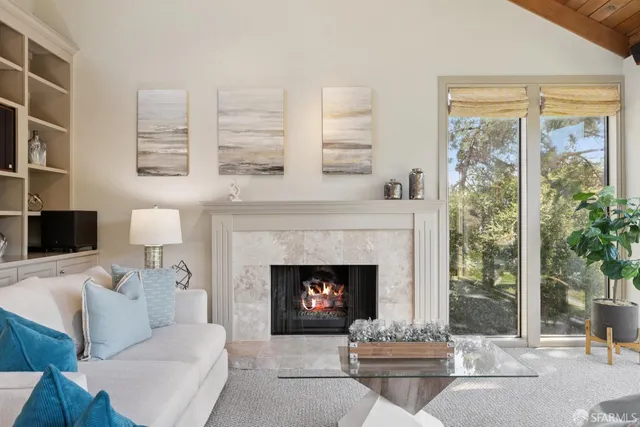 $1,549,000 | 214 The Knoll, Orinda, CA 94563
