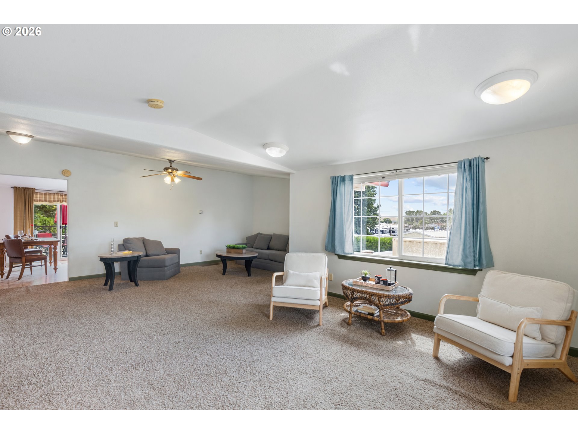 2522 Southwest Marshall Avenue Pendleton, OR 97801 - Photo 5 of 38