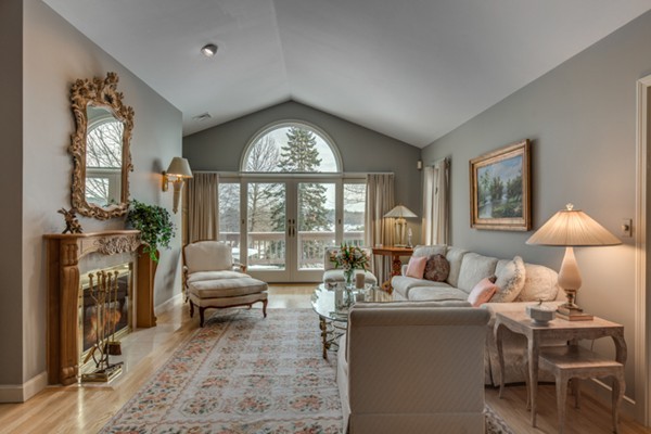 20 South Meadow Ridge, Unit 20 Concord, MA 01742 - Photo 6 of 30 Gallery Image 6