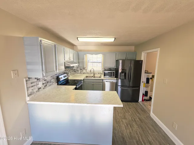 $1,550 | 304 Paddock Place, Jacksonville, NC 28546