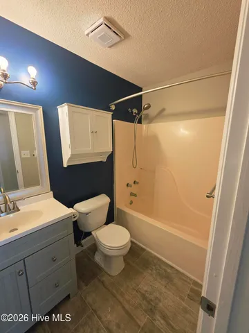 $1,550 | 304 Paddock Place, Jacksonville, NC 28546