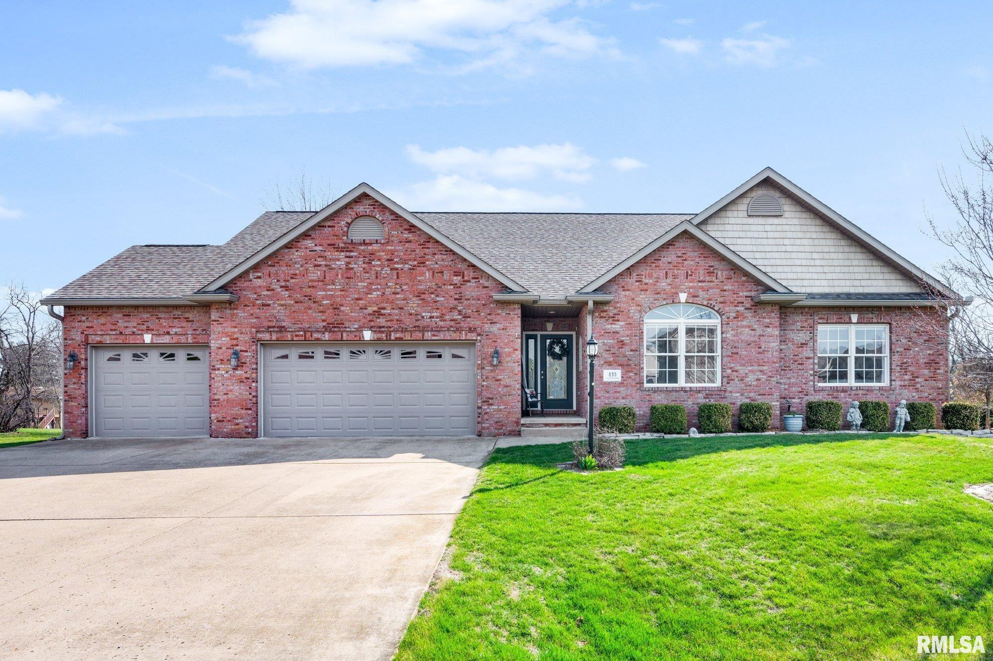 410 Westminster Road Germantown Hills, IL 61548 - Photo 1 of 58