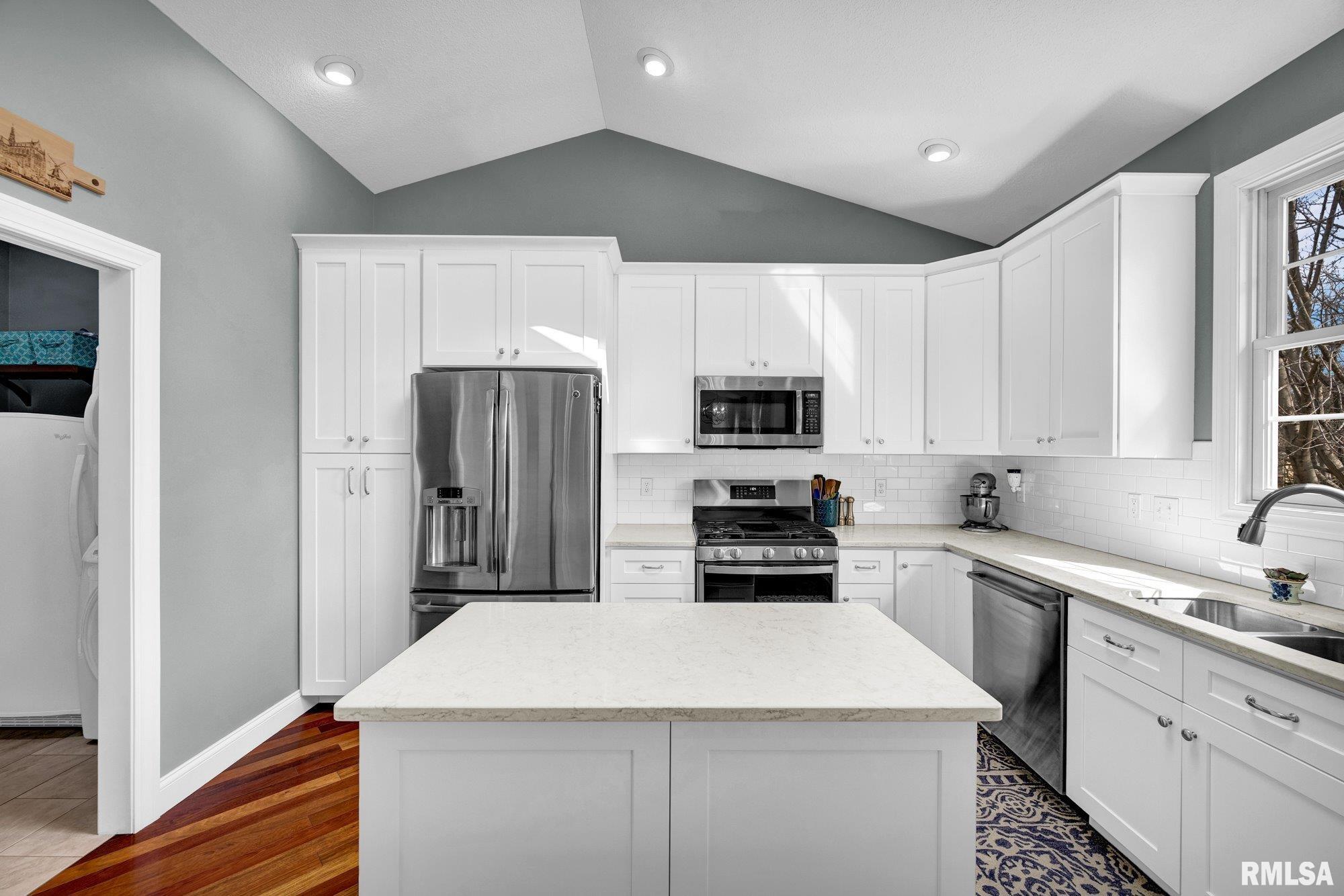 410 Westminster Road Germantown Hills, IL 61548 - Photo 14 of 58