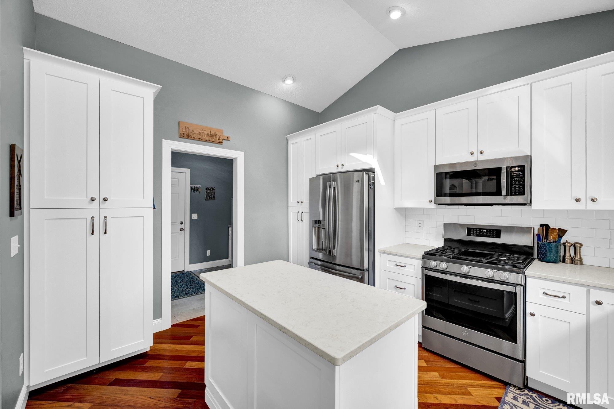 410 Westminster Road Germantown Hills, IL 61548 - Photo 15 of 58
