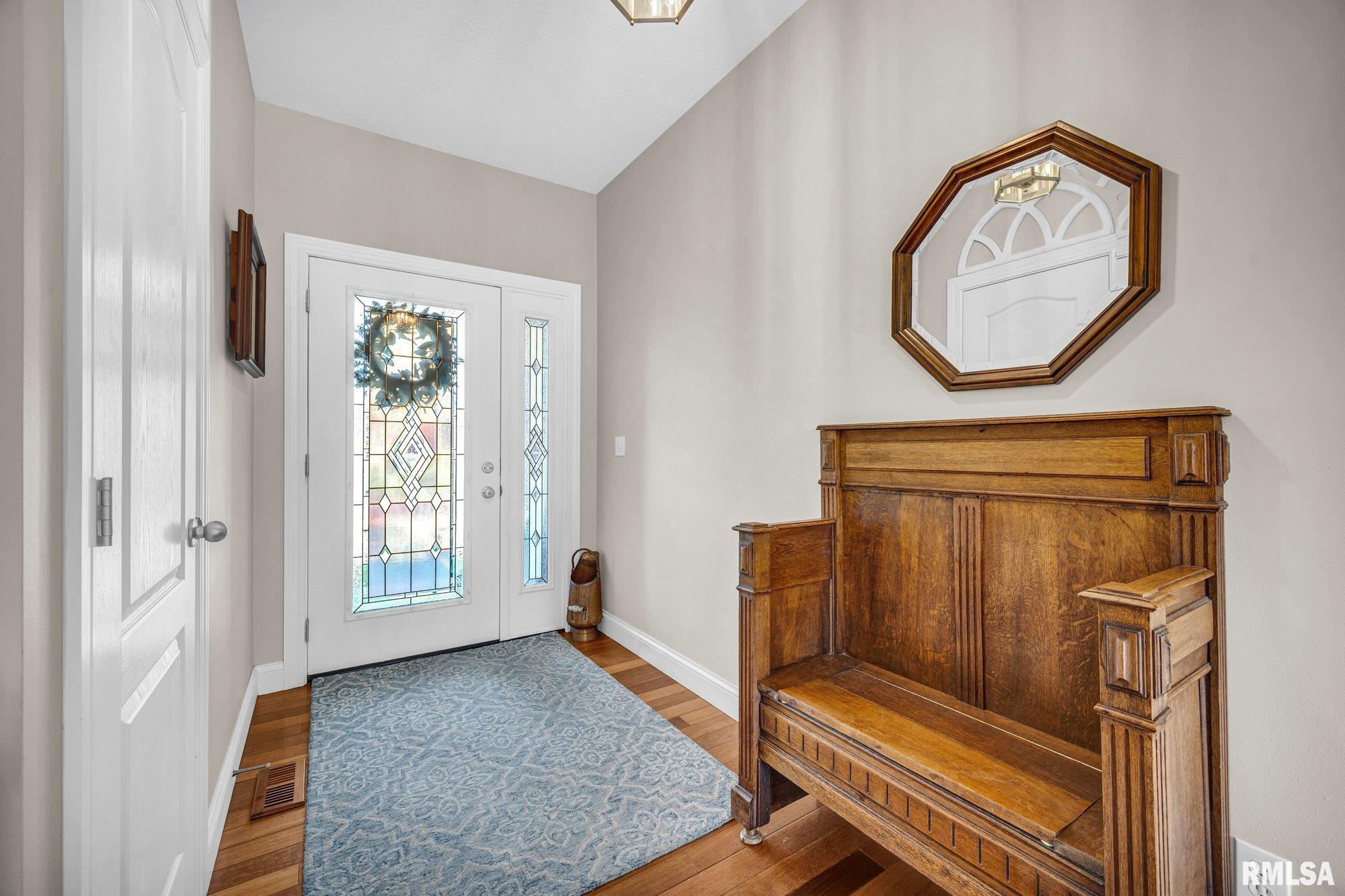 410 Westminster Road Germantown Hills, IL 61548 - Photo 3 of 58