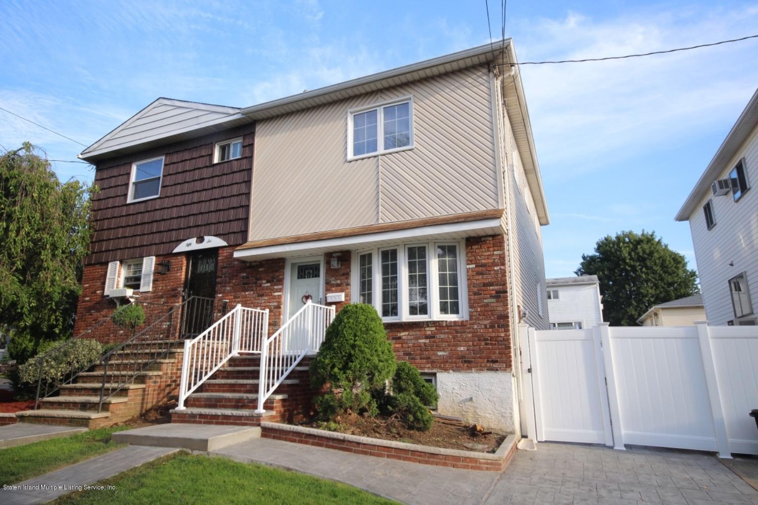 54 Dewhurst Street Staten Island, NY 10314 - Photo 1 of 18 pic 1