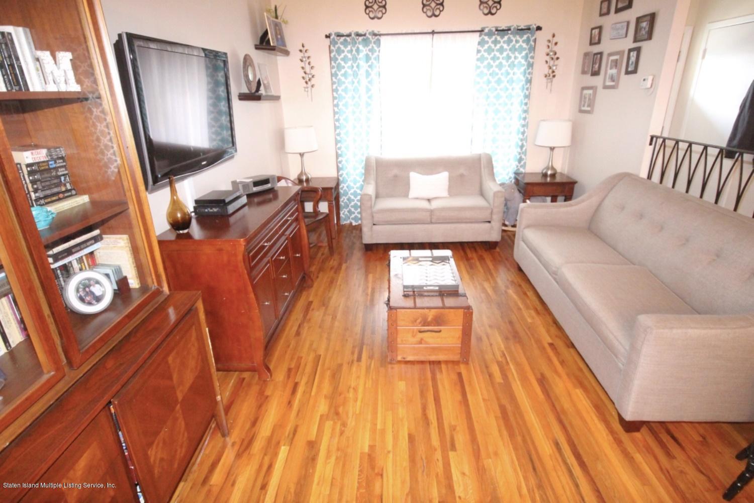 54 Dewhurst Street Staten Island, NY 10314 - Photo 4 of 18 pic 4