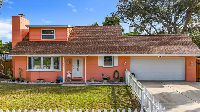 $425,000 | 14961 Newport Road, Clearwater, FL 33764