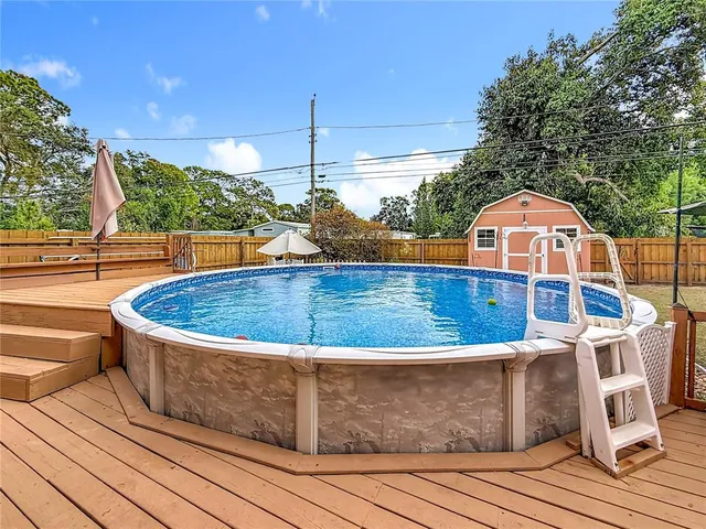 $425,000 | 14961 Newport Road, Clearwater, FL 33764