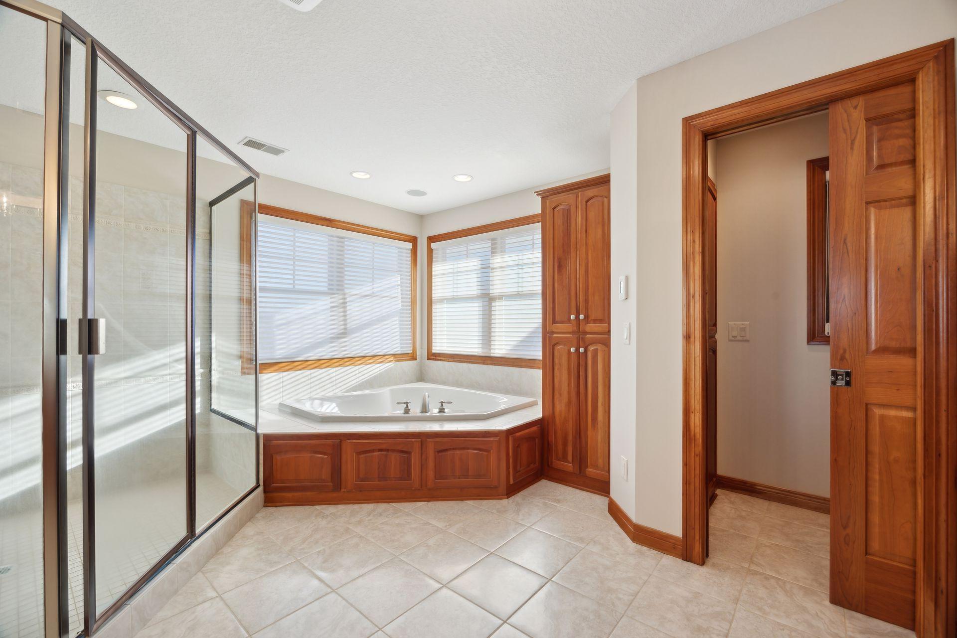 295 Lythrum Lane Hamel, MN 55340 - Photo 21 of 34 Gallery Image 21