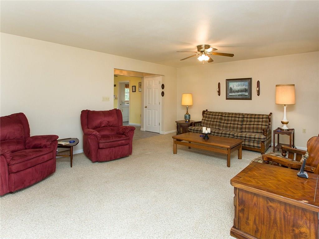 322 Zias Road Perryopolis, PA 15473 - Photo 3 of 22