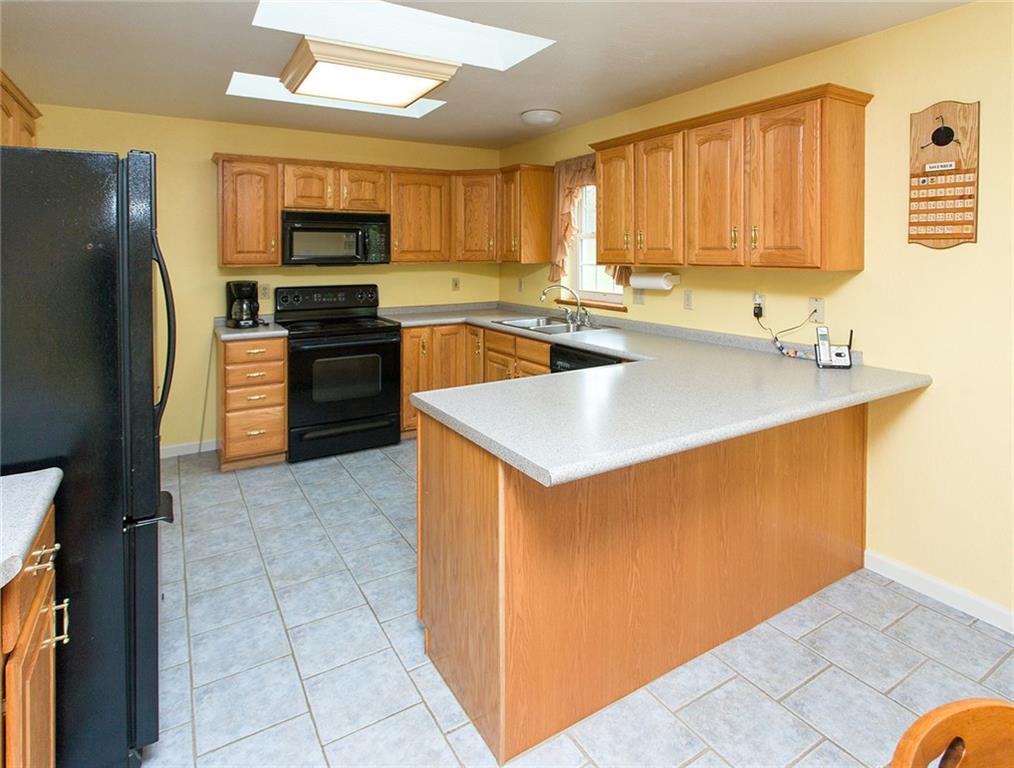 322 Zias Road Perryopolis, PA 15473 - Photo 6 of 22