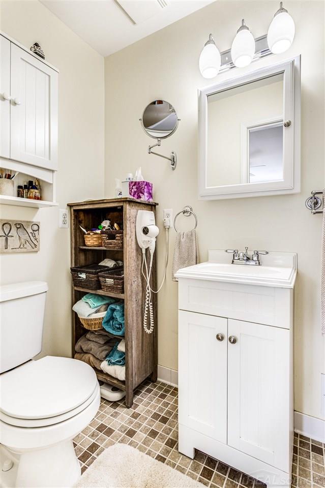 7535 Elmwood Road Lexington, MI 48450 - Photo 32 of 38 Full Private Master Bath