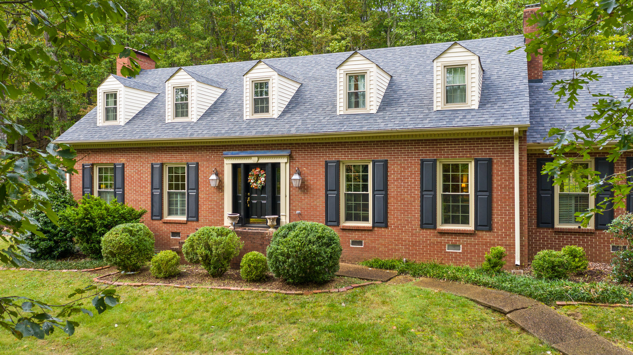 1201 Cumberland Road Chattanooga, TN 37419 - Photo 1 of 48 Cumberland (48 of 58)