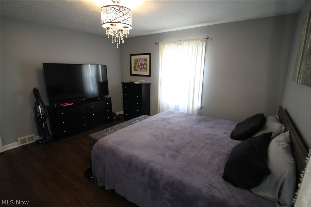 1307 Belrose Road Cleveland, OH 44124 - Photo 12 of 26 Gallery Image 12