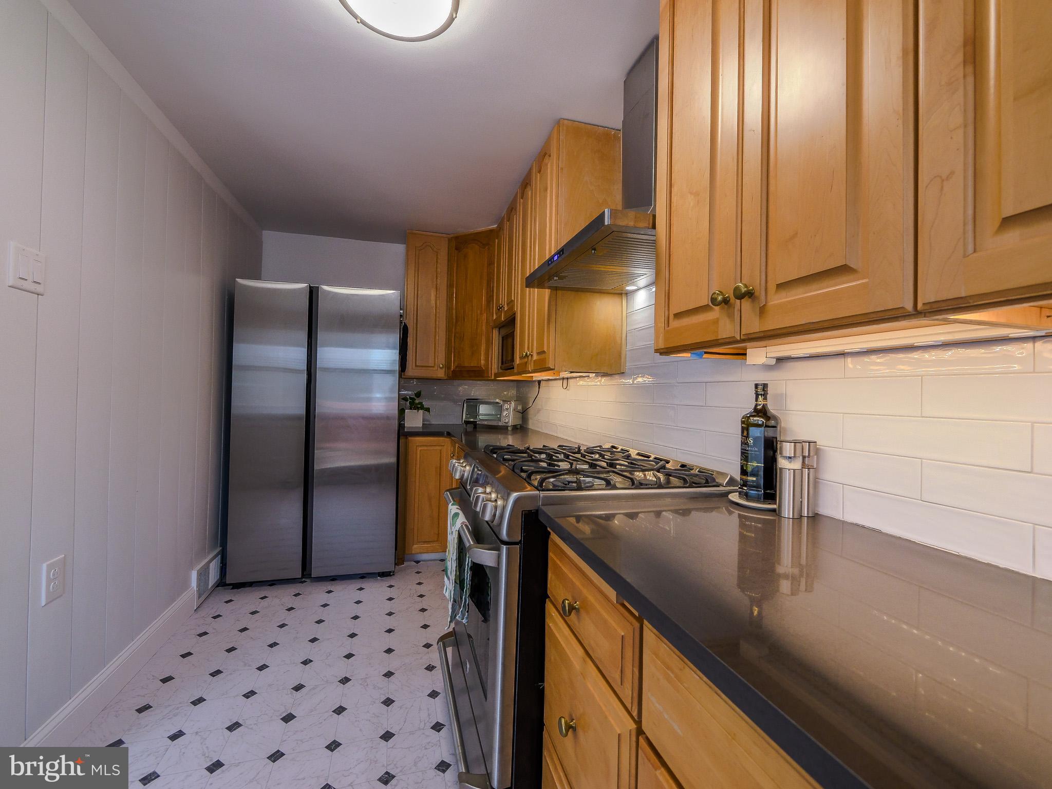 854 Gainsboro Road Drexel Hill, PA 19026 - Photo 16 of 45
