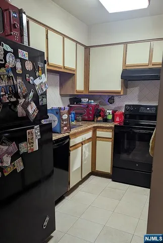 $338,000 | 19 Plauderville Avenue, Unit 110, Garfield, NJ 07026