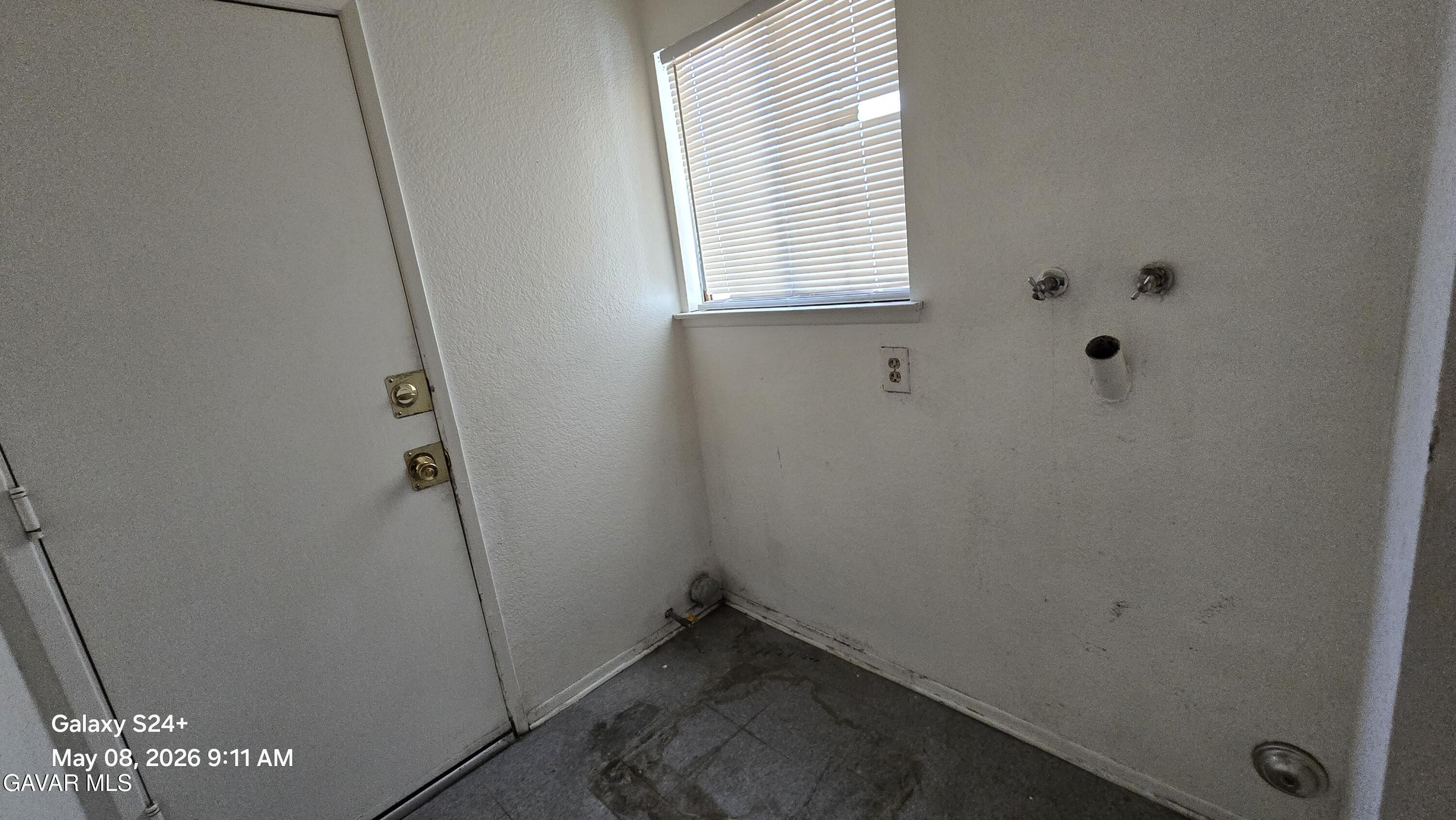 37007 Vía Del Rio Palmdale, CA 93550 - Photo 21 of 27 20260508_091106