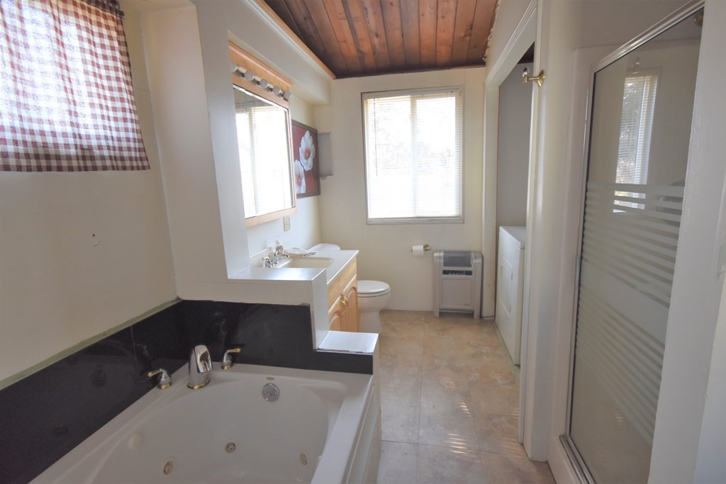19 Sedgewick Road Fairhaven, MA 02719 - Photo 14 of 17 Gallery Image 14