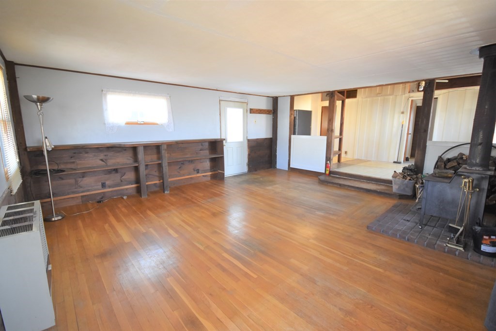 19 Sedgewick Road Fairhaven, MA 02719 - Photo 7 of 17 Gallery Image 7