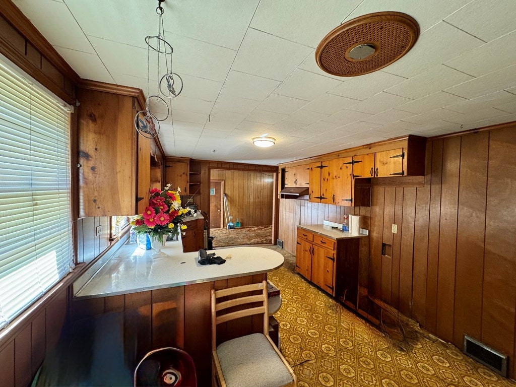 421 Cleghorn Valley Road Marion, VA 24354 - Photo 16 of 30 Gallery Image 16