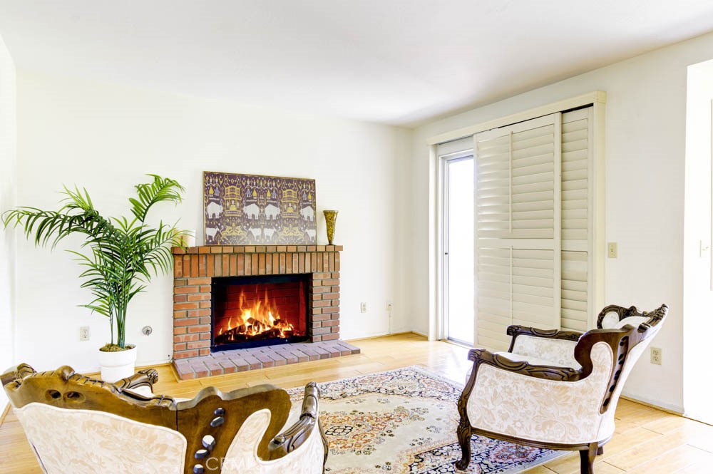 11102 Liverpool Lane Riverside, CA 92503 - Photo 22 of 58 Fireplace