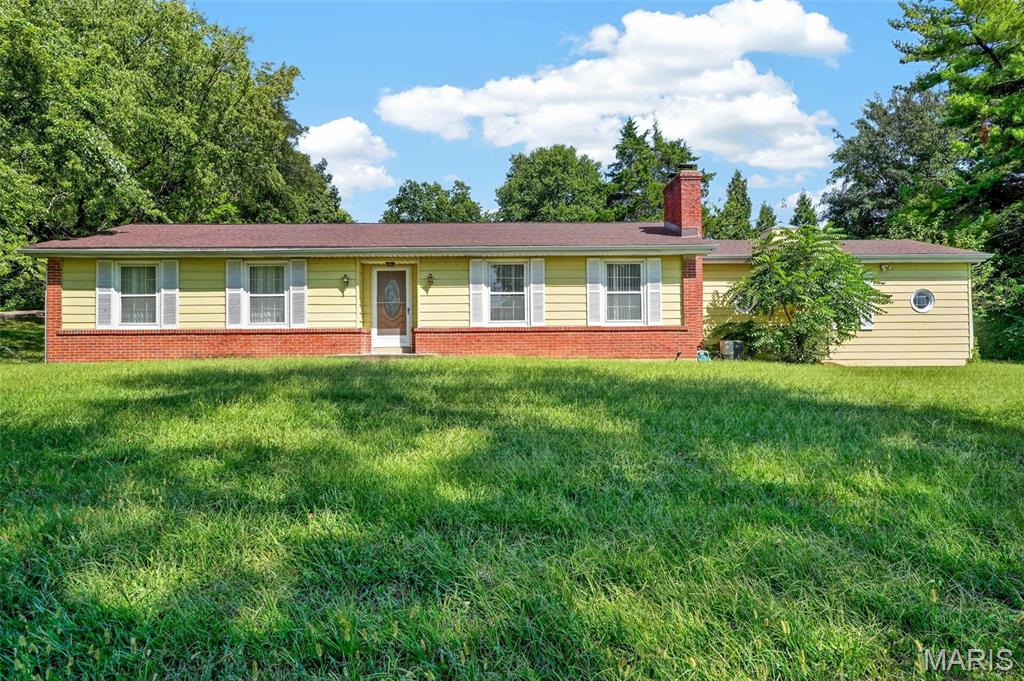 2458 Barrett Station Road Ballwin, MO 63021 - Photo 2 of 19 Gallery Image 2