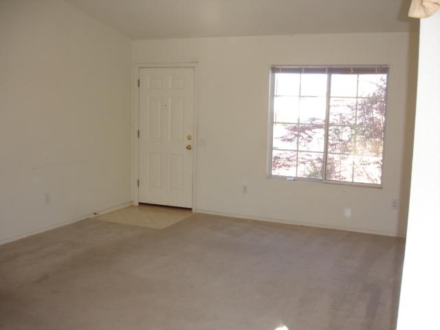 1751 East Sycamore Road Casa Grande, AZ 85122 - Photo 2 of 6 Living room