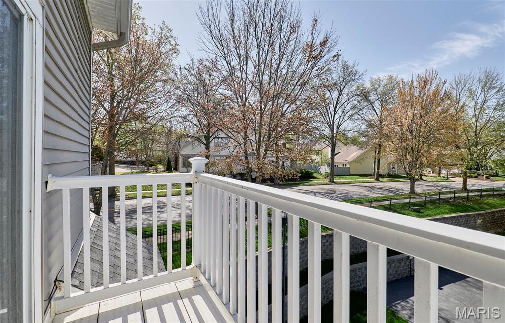 16329 Justus Post Road Chesterfield, MO 63017 - Photo 15 of 36 Gallery Image 15