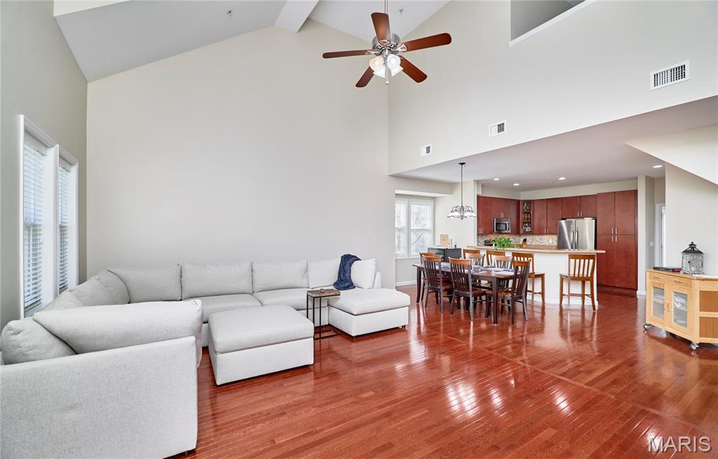 16329 Justus Post Road Chesterfield, MO 63017 - Photo 3 of 36 Gallery Image 3