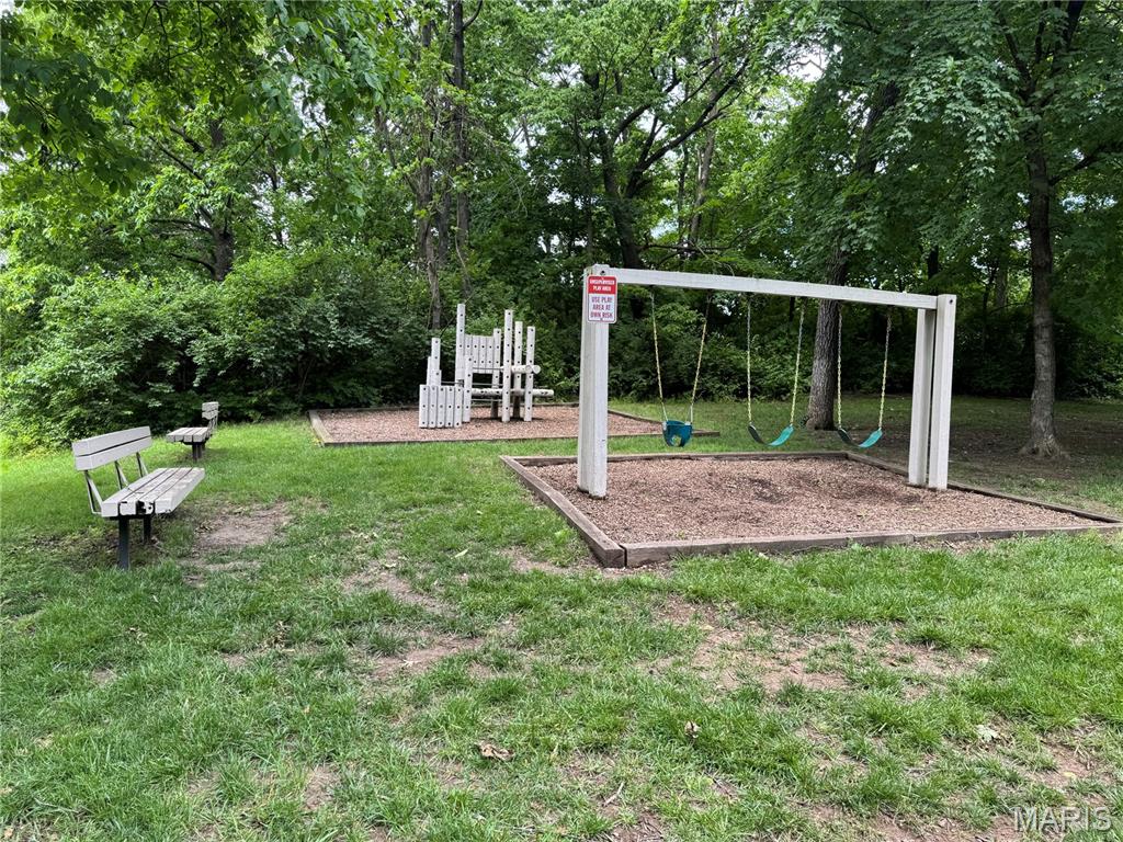 16329 Justus Post Road Chesterfield, MO 63017 - Photo 34 of 36 Gallery Image 34