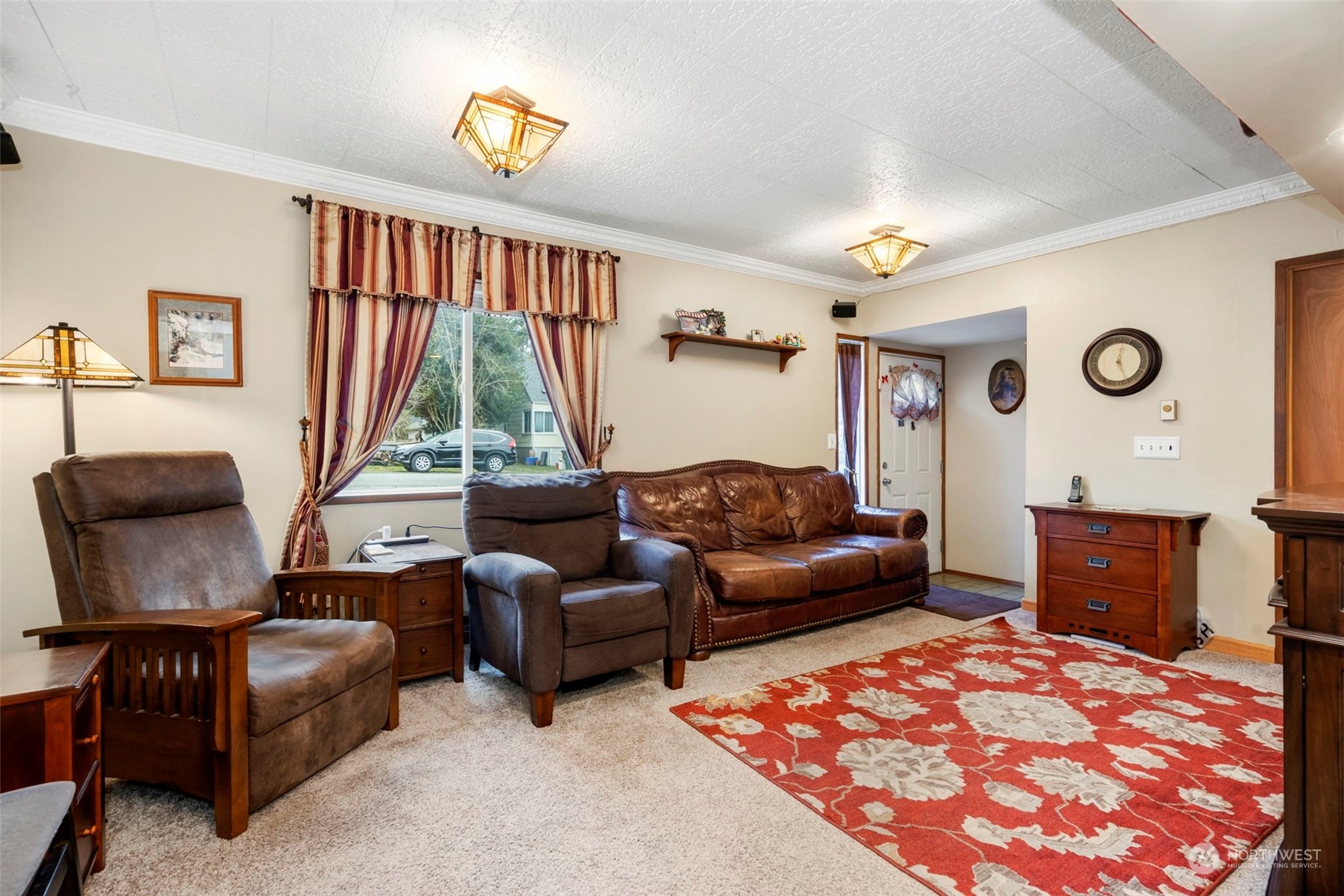 5807 Lowell Road Everett, WA 98203 - Photo 7 of 30 a living room with furniture and a window
