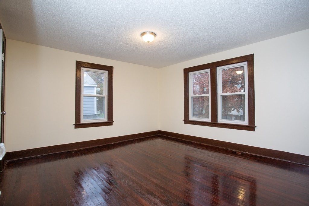 39-41 Terrence Street Springfield, MA 01109 - Photo 27 of 30 Gallery Image 27