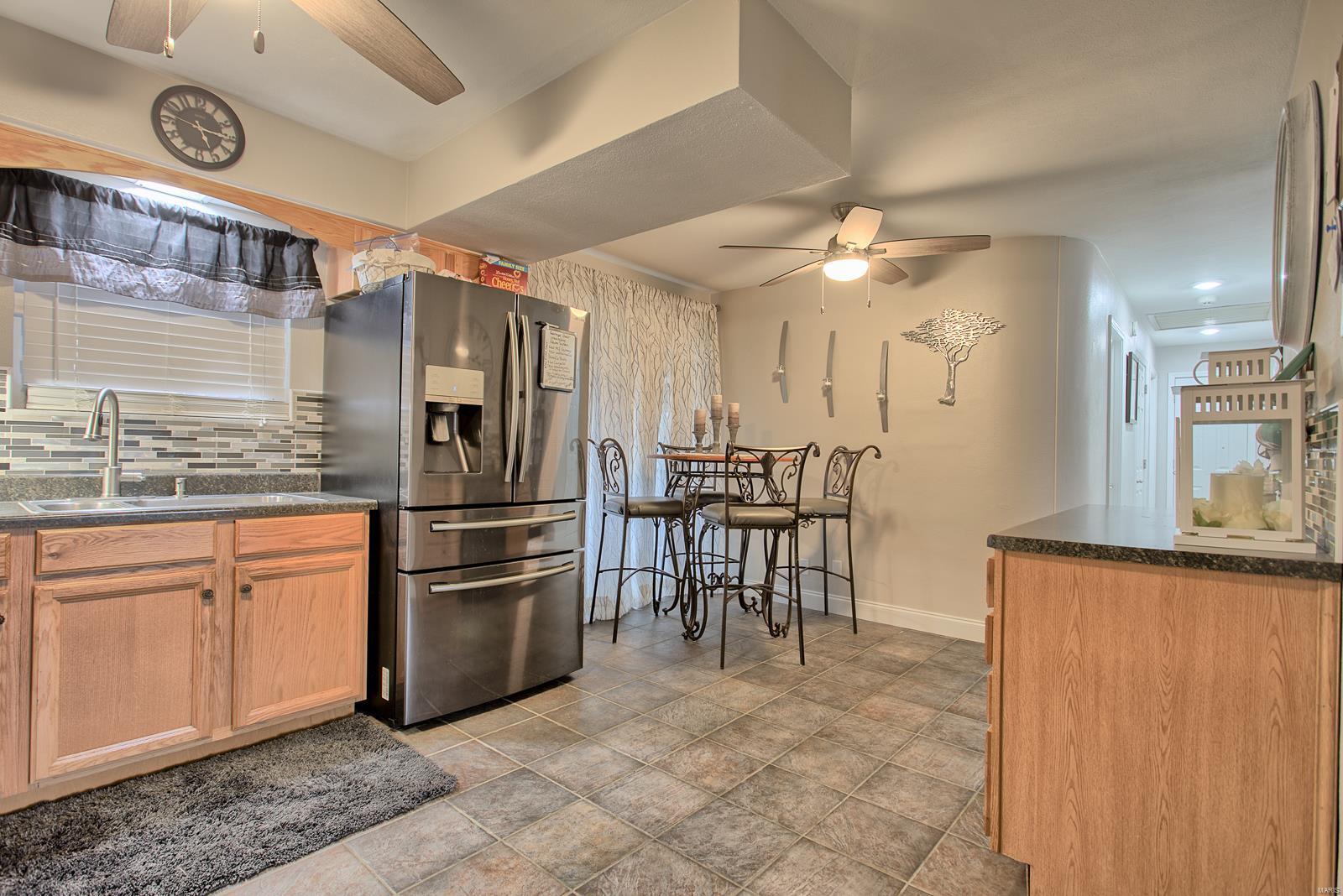 1075 Troy O'Fallon Road Troy, IL 62294 - Photo 11 of 40