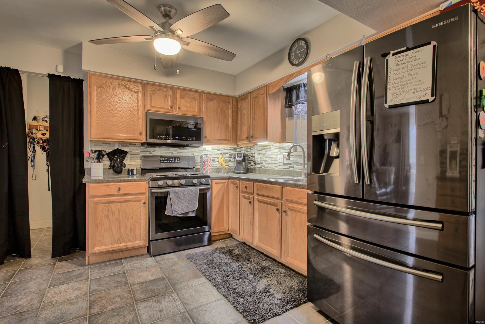 1075 Troy O'Fallon Road Troy, IL 62294 - Photo 15 of 40
